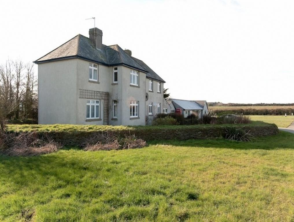 Penhalt Farm Apartment Bude Exterior photo